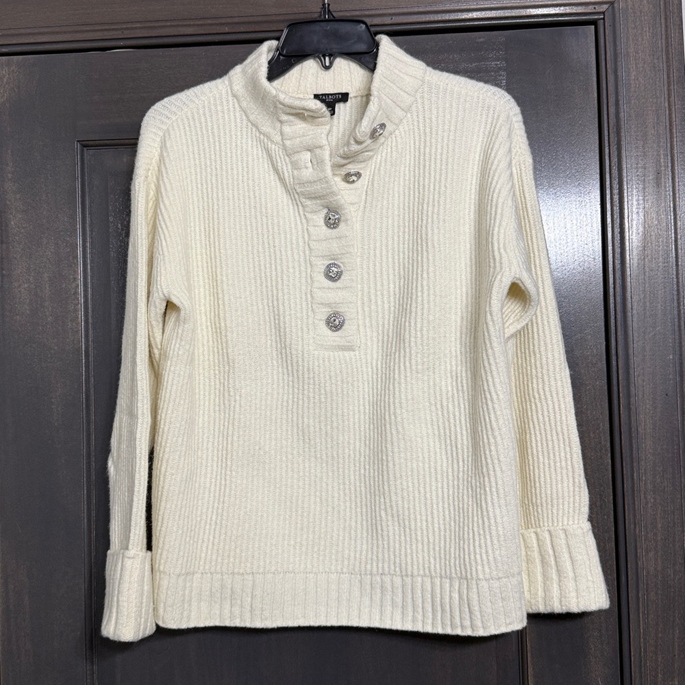 Talbots Jewel Button Henley Pullover Sweater Cream Ribbed Wool Blend petite M‎